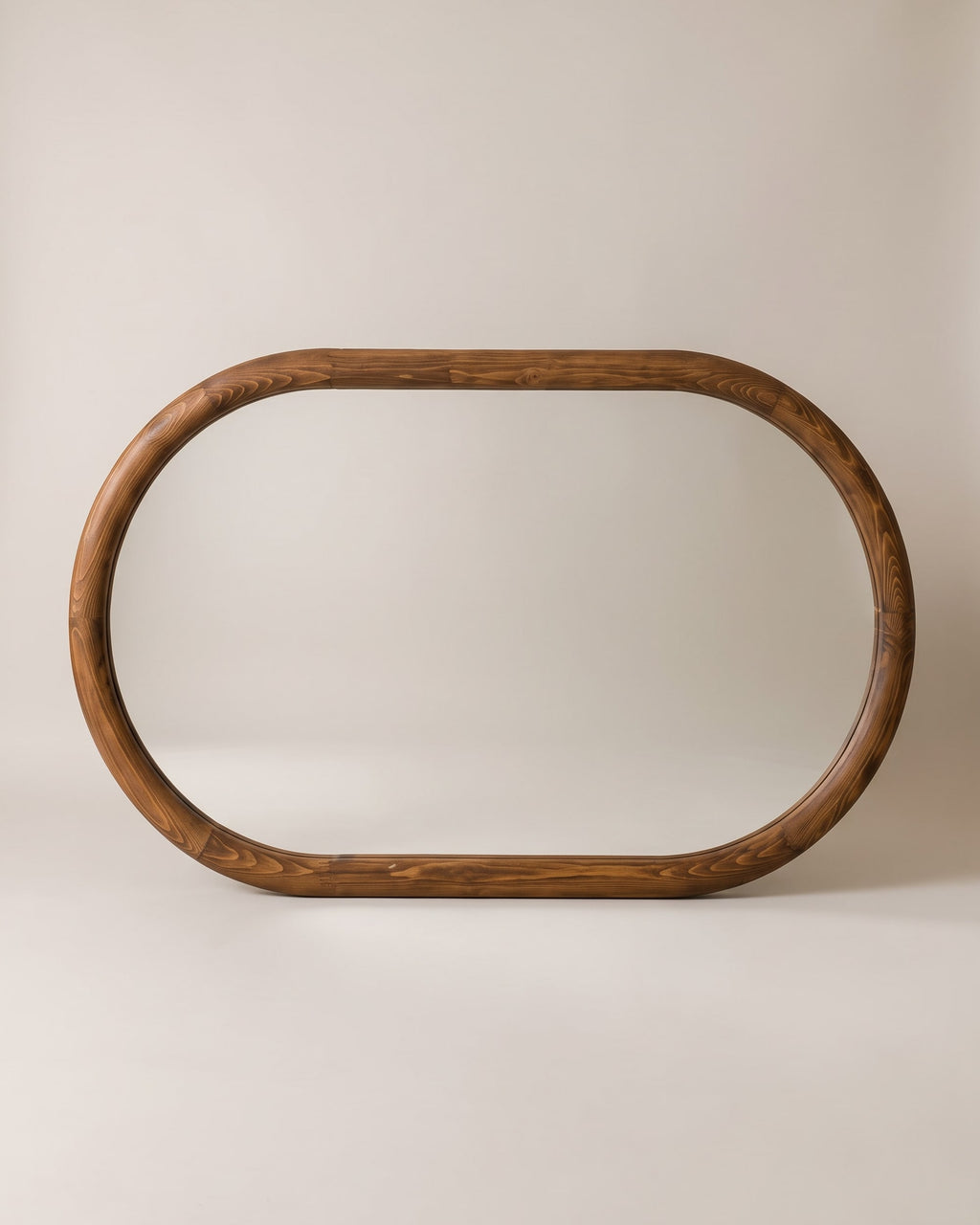 Specchio Ambra | 108 × 67 cm in un luminoso interno scandinavo