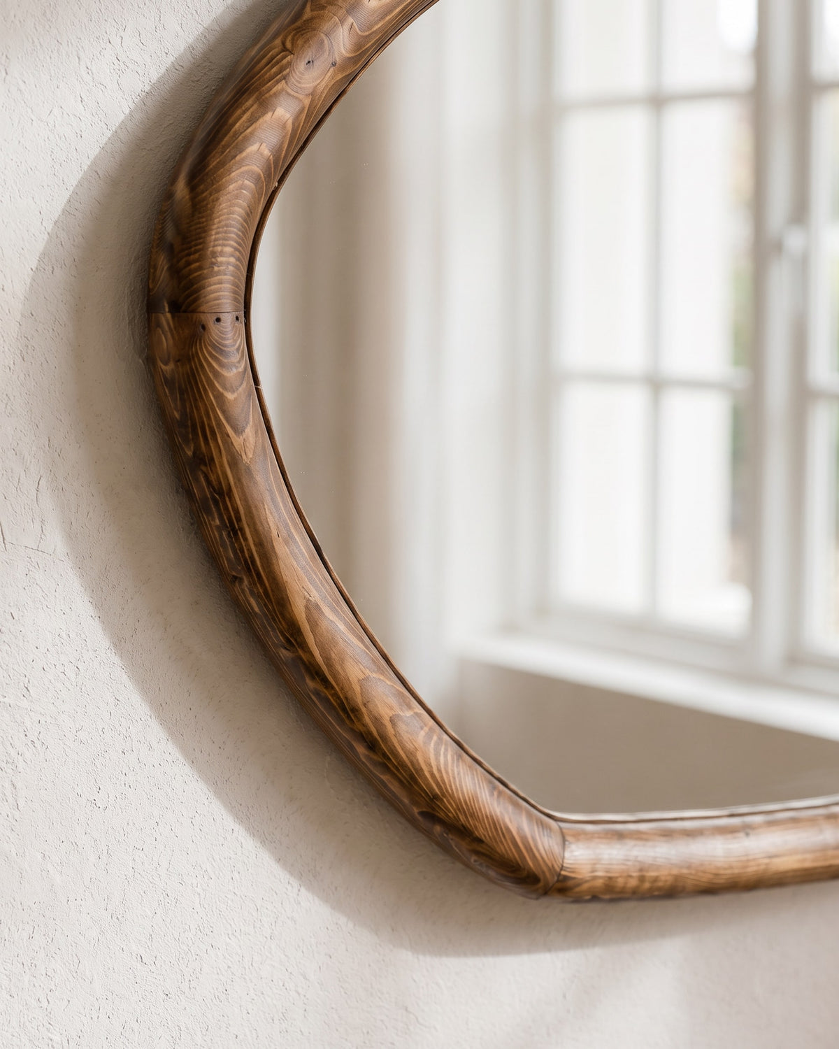Dalia Mirror in a bright Scandinavian interior
